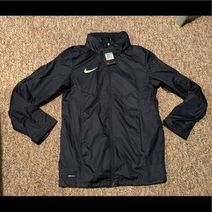 New Nike men’s rain jacket